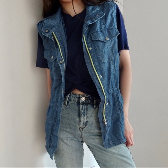 THIN DENIM VEST - Picture 2 of 5